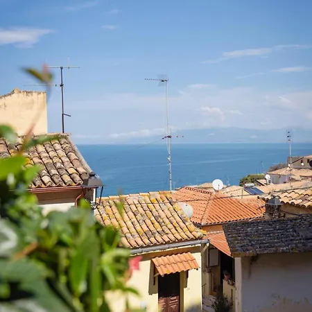 Borgo Amei Nel Centro Storico Di Con Vista Mare *