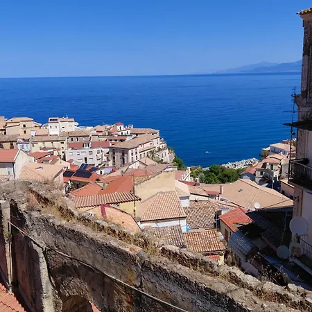 아파트 Borgo Amei Nel Centro Storico Di Con Vista Mare *