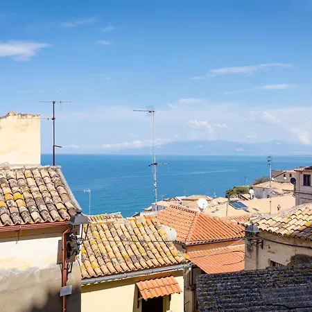 Borgo Amei Nel Centro Storico Di Con Vista Mare